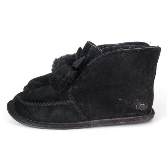 UGG Kallen Suede Moc Toe Pom Pop Suede Ankle Booties Black 1017541 Women's 7 - Picture 2 of 12